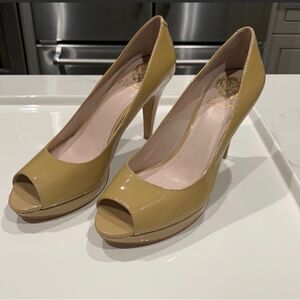 Vince Camuto size 8